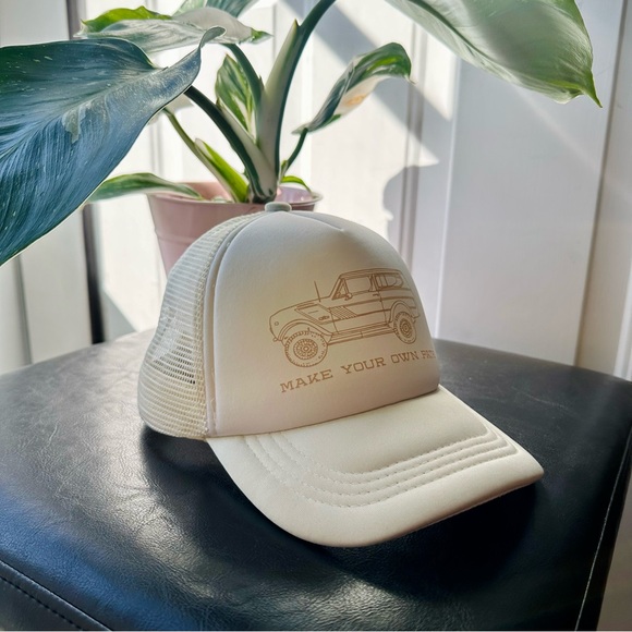 PacSun Make Your Own Path Trucker Hat - Picture 2 of 8